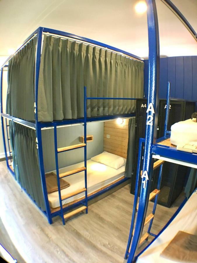 Sleep Terminal Hostel Chiang Mai Exterior photo