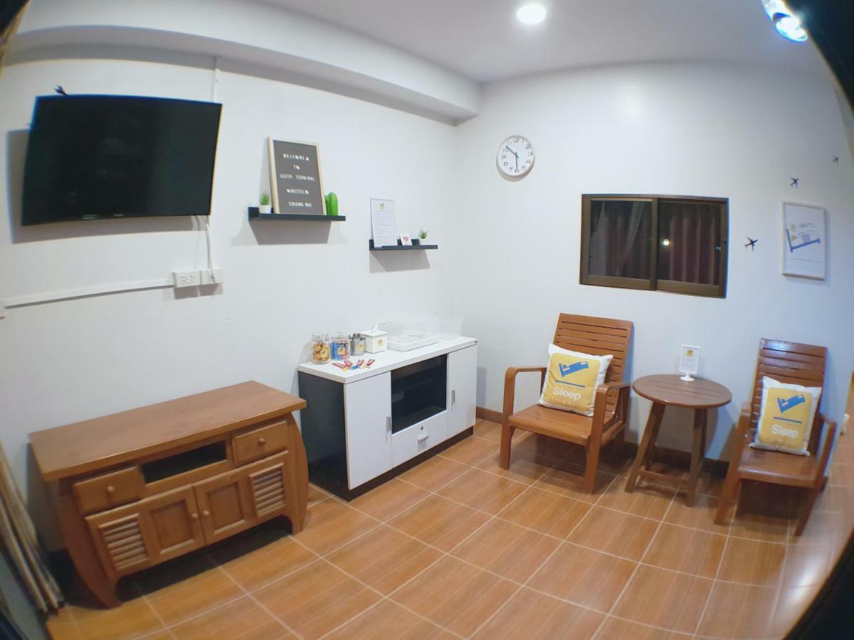 Sleep Terminal Hostel Chiang Mai Exterior photo